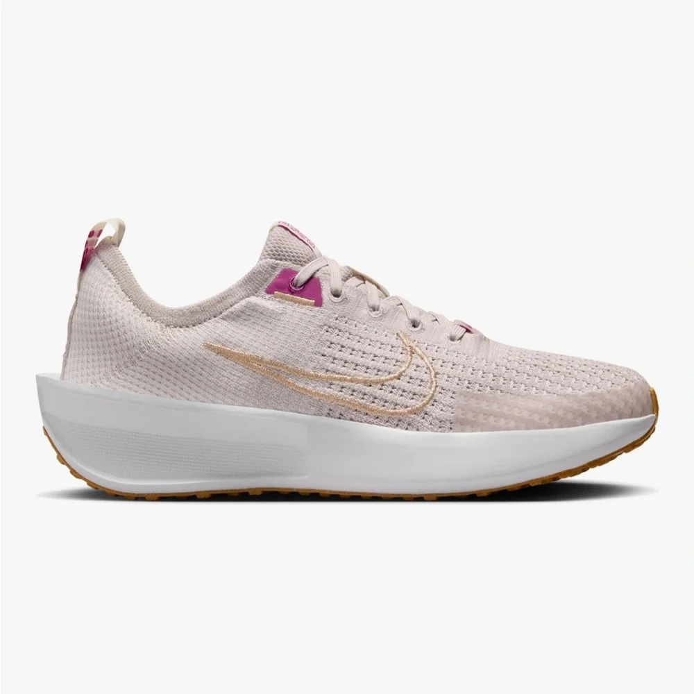 Nike Women’s Interact Run Running Shoes - Picture 5 of 16